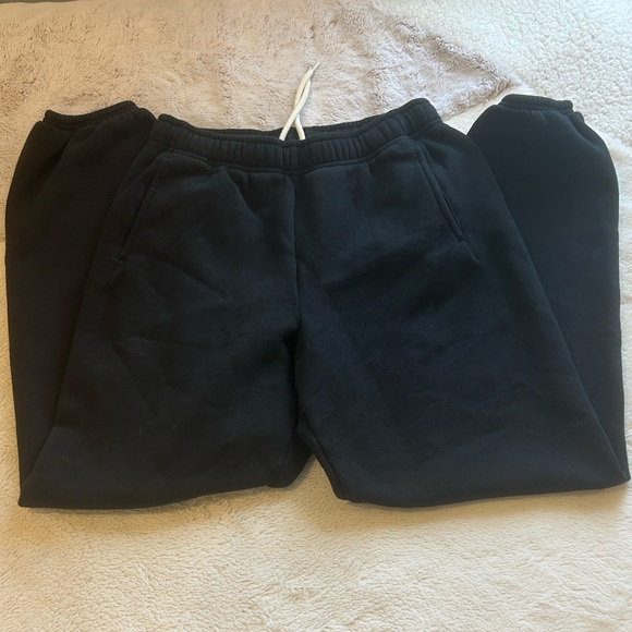 Aerie Black Relaxed Fit Pants - Picture 3 of 4